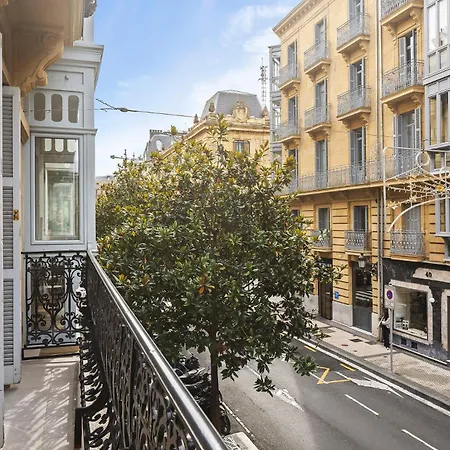 Versalles - The Collection Apartment San Sebastian